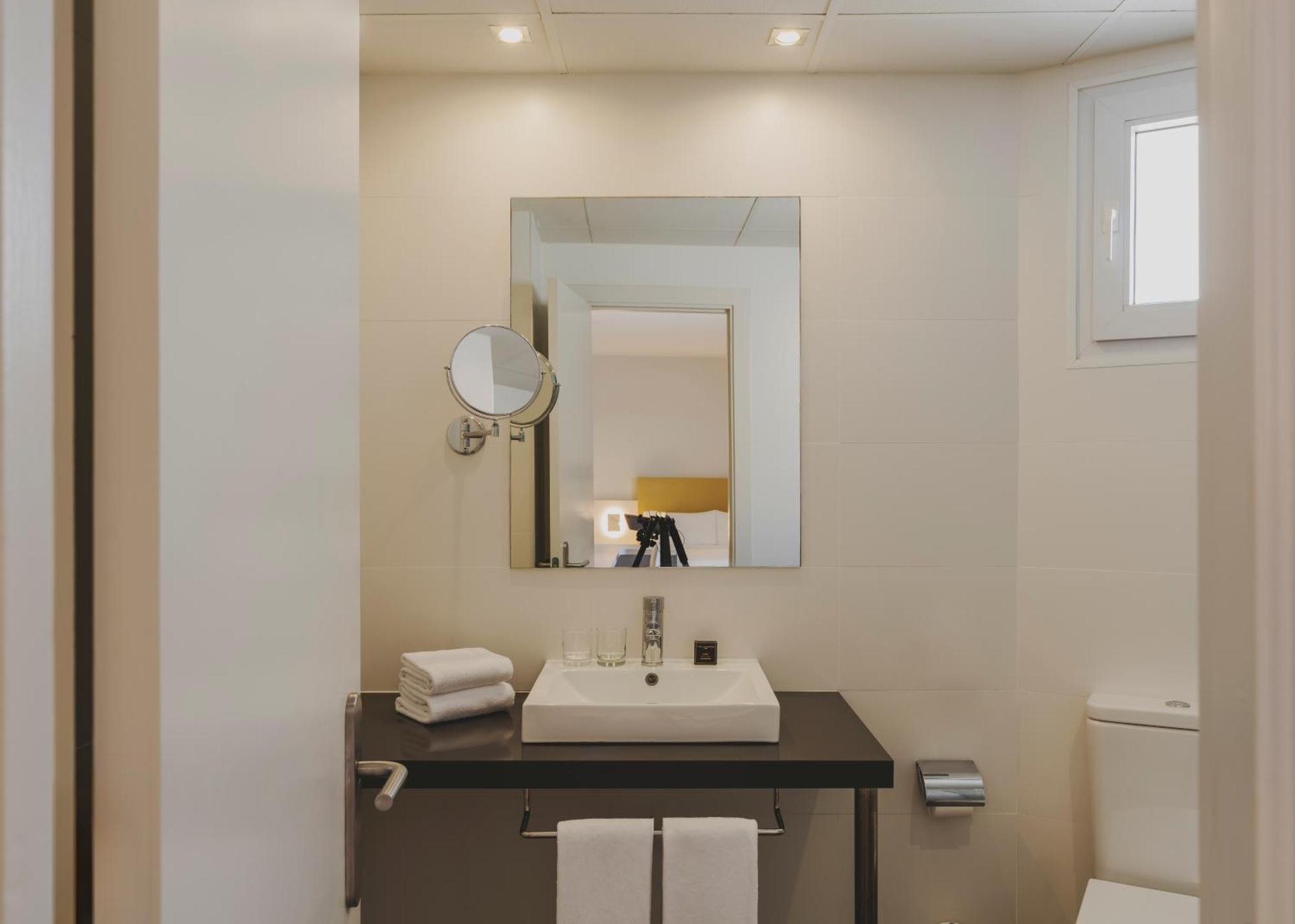 Hotel Mediterraneo Rosas Habitación foto